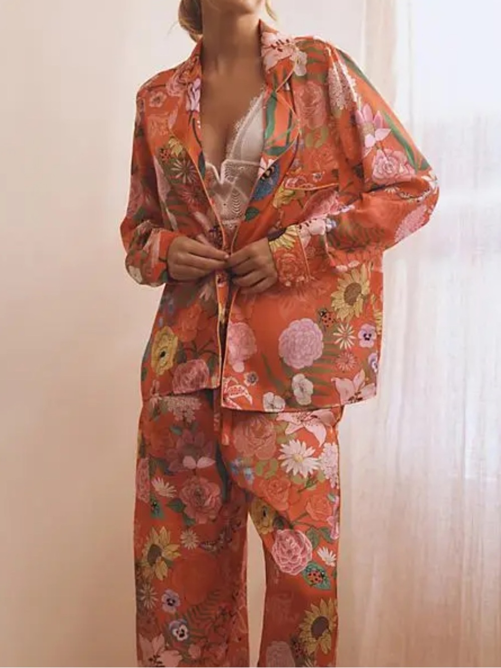 Karen Mabon Long-Sleeve Floral Pajama Top Medium Pink Satin Button Down